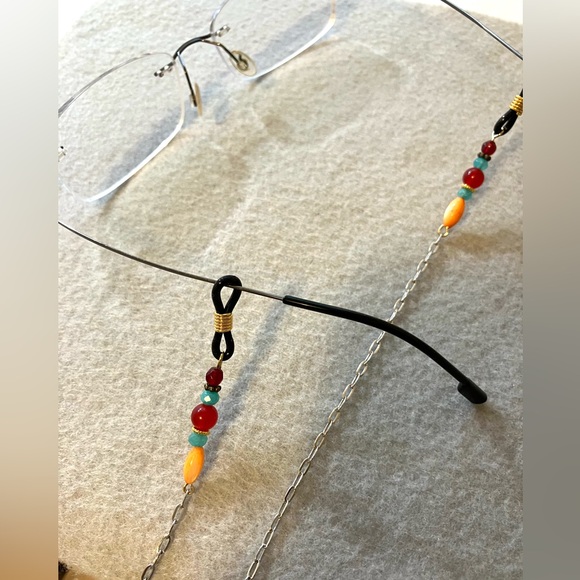 NWT AtriaMinerals Chain for glasses with genuine stones - Picture 2 of 3